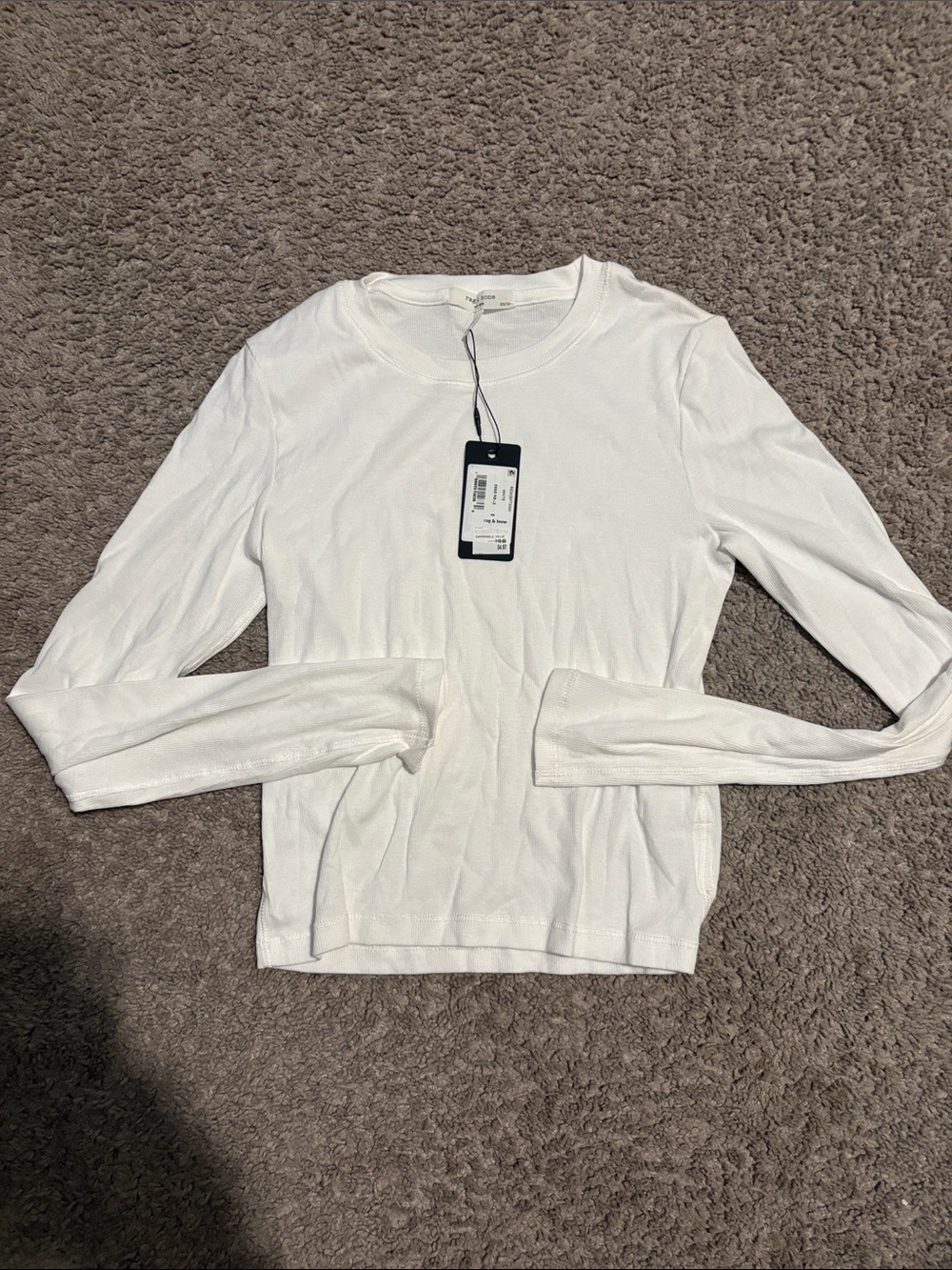 The Essential Ribbed Long-Sleeve Tee - Picture 4 of 6